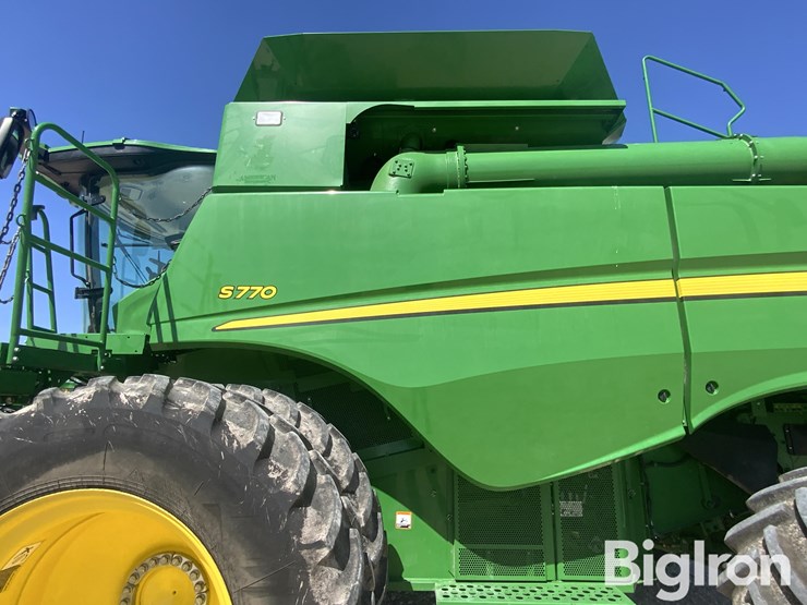 2023-john-deere-s770-image-10