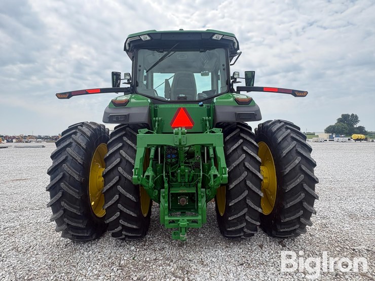 2025-john-deere-8r-250-image-6