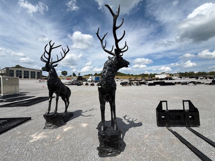 #404-•-majestic-elk-statue-image-3