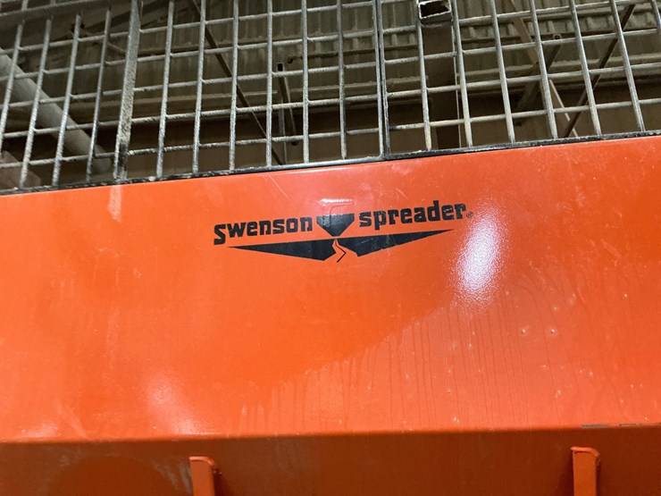 #321-•-swenson-v-box-spreader-bed-briquette-holding-container-image-3