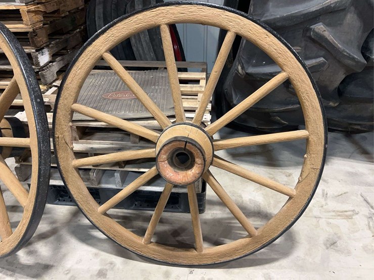 (4)-wooden-wagon-wheels-image-16