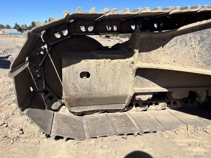 2013-komatsu-pc228us-lc-8-image-19