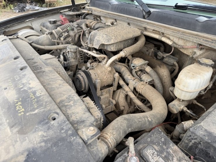 2008-chevrolet-silverado-2500-image-24
