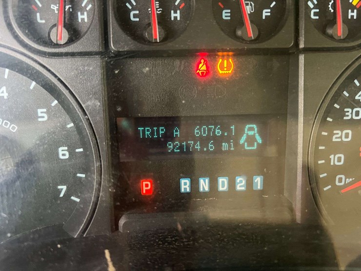 2010-ford-f150-image-26