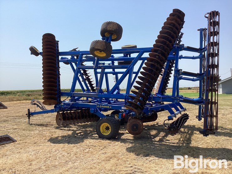 2022-landoll-6231-36-image-8
