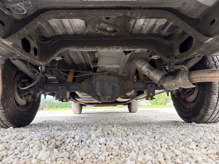 2018-chevrolet-express-g2500-image-39
