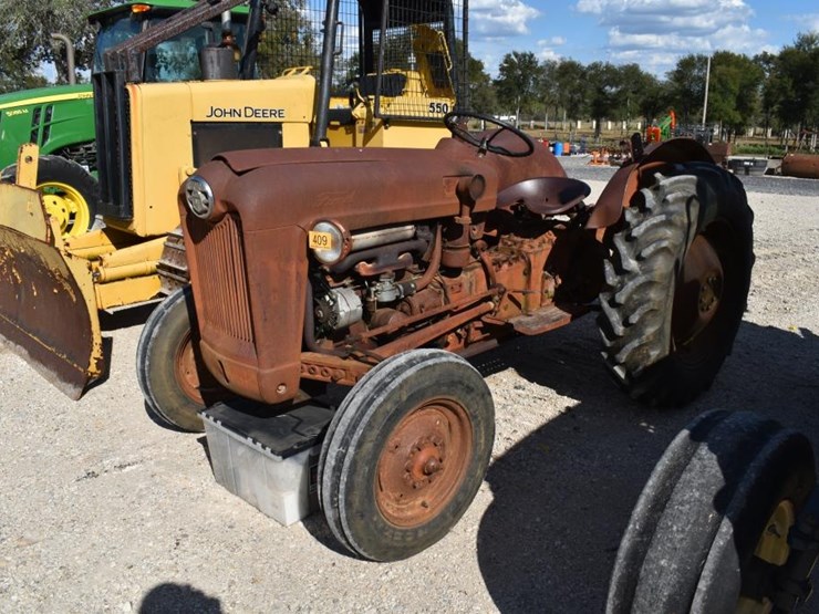 ford-600-image-1