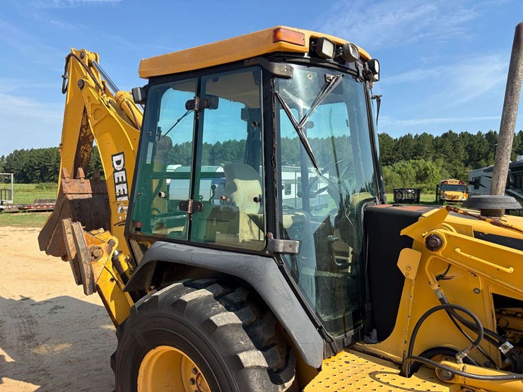 deere-310e-image-32