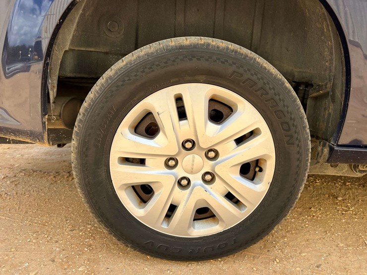 2016-dodge-grand-caravan-image-11