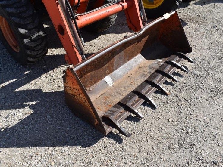 kubota-l3010-image-3