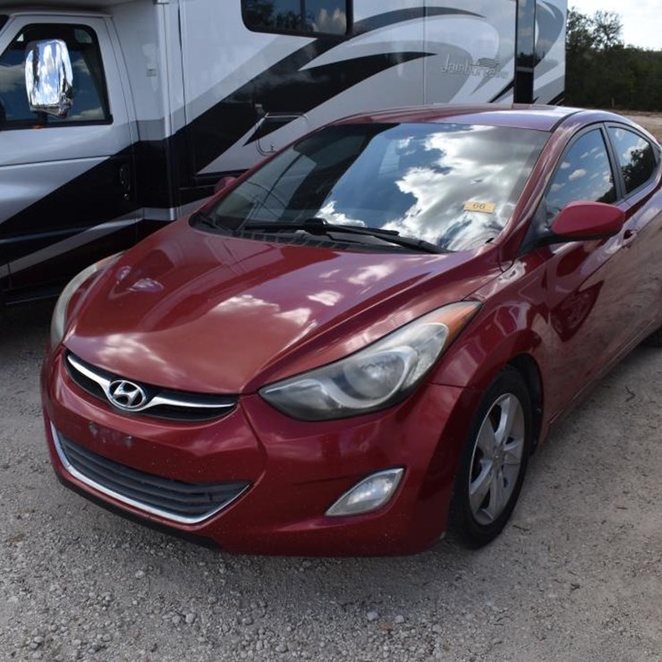 2014 HYUNDAI ELANTRA (VIN # 5NPDH4AE7DH448028) (SHOWING APPX 181,723 MILES,