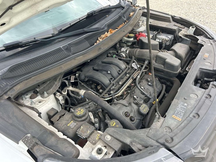 2017-ford-explorer-image-9