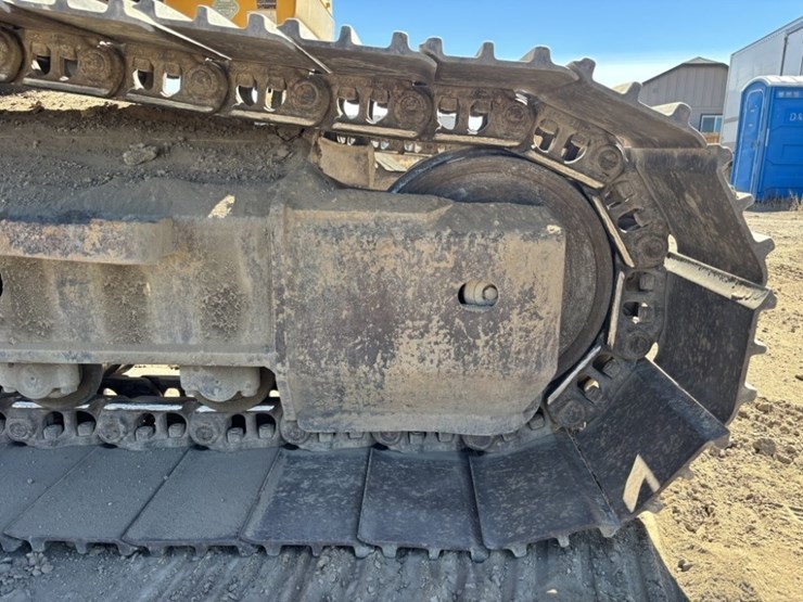 2013-komatsu-pc228us-lc-8-image-18