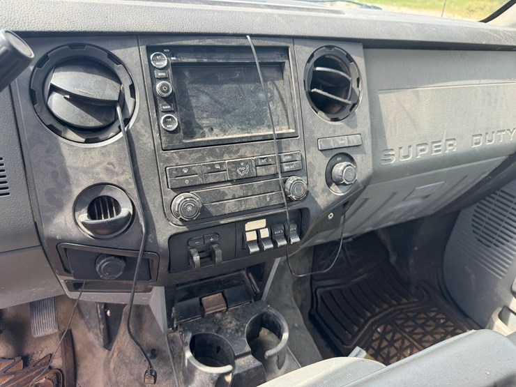 2012-ford-f350-image-47