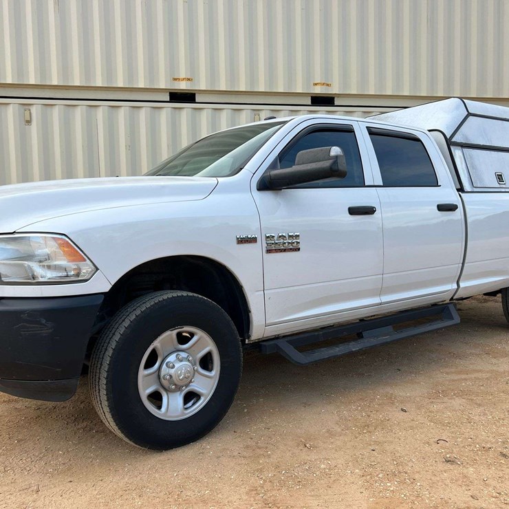 2017 DODGE 3500