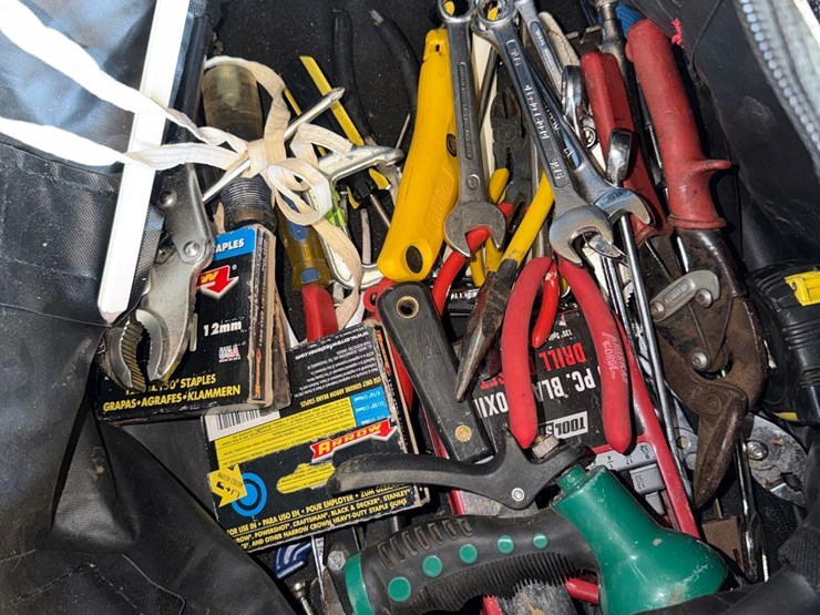 tool-bag-with-tools-image-6