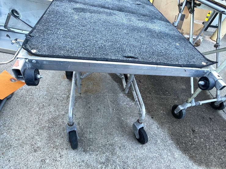 #9136-•-utility-cart-(03)-image-2