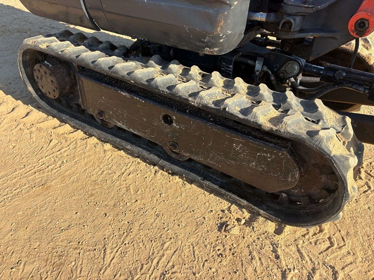 2019-kubota-k008-3-image-19