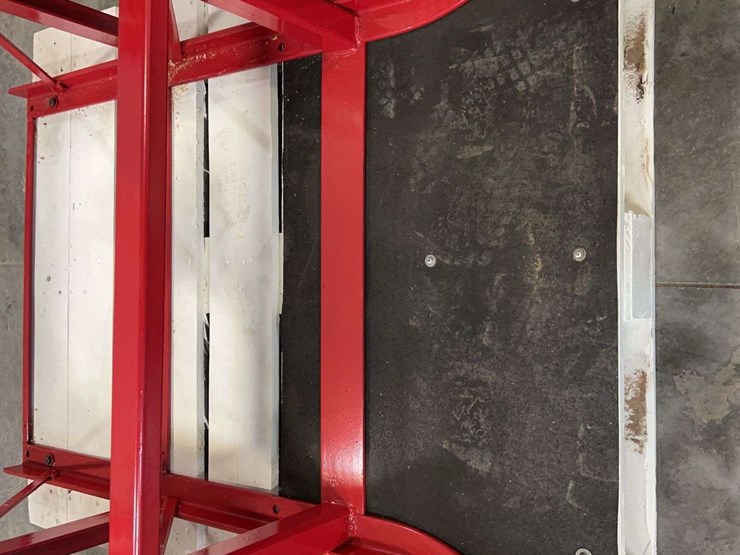 international-end-gate-seeder-image-5