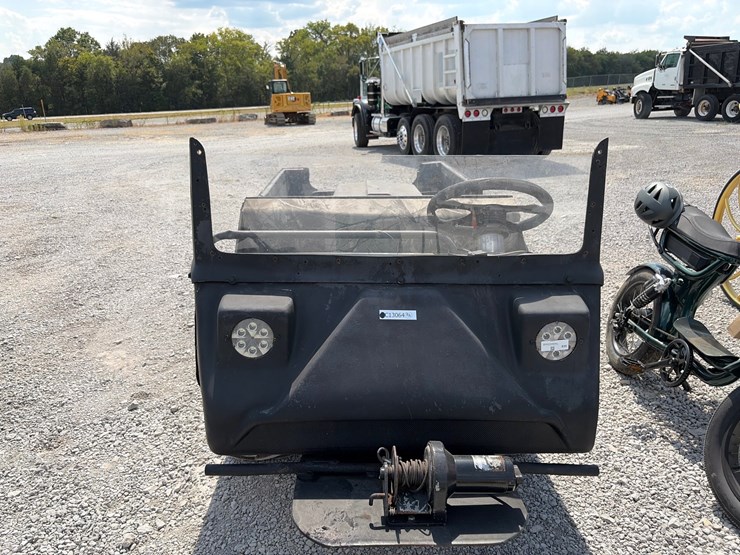 #199-•-pug-articulating-utv-image-12