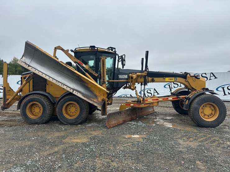 caterpillar-160m-awd-image-6