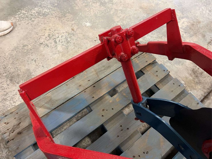 international-harvester-fast-hitch-subsoiler-image-7