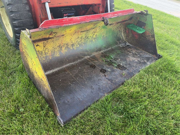 gehl-l3030-skid-steer-image-17