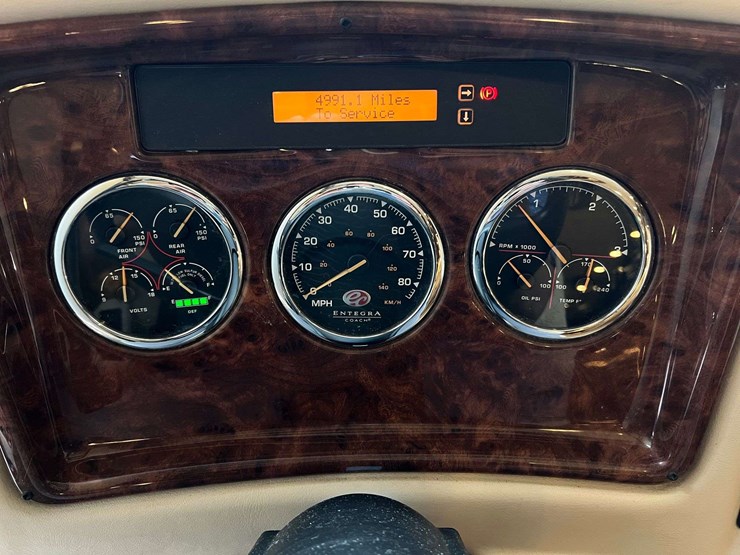 2016-entegra-coach-aspire-44b-mountain-master-luxury-diesel-pusher-motorhome-(51,192-miles)-image-158