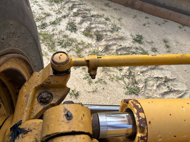 1999-caterpillar-163h-vhp-image-111