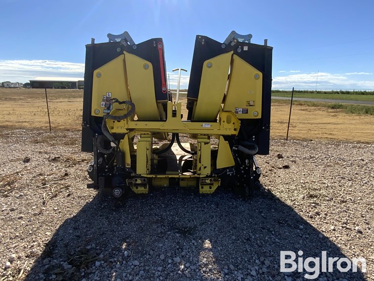 2022-john-deere-772-image-6