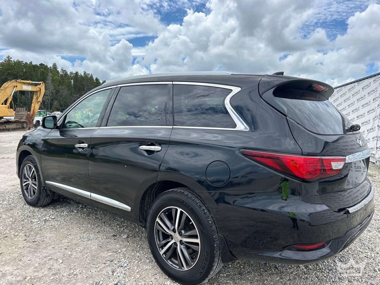 2016-infiniti-qx60-image-4