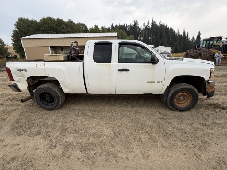 2008-chevrolet-silverado-2500-image-6