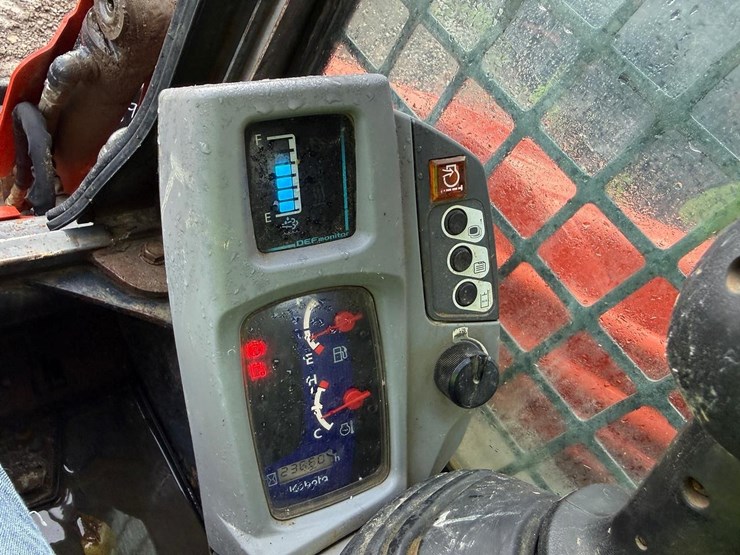 kubota-svl95-2-image-20