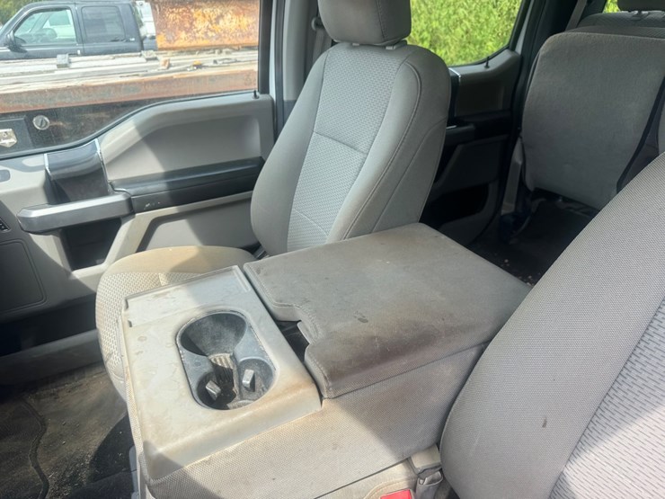2019-ford-f150-xlt-image-47