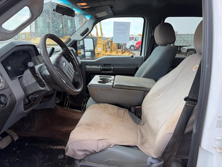 2013-ford-f350-image-42