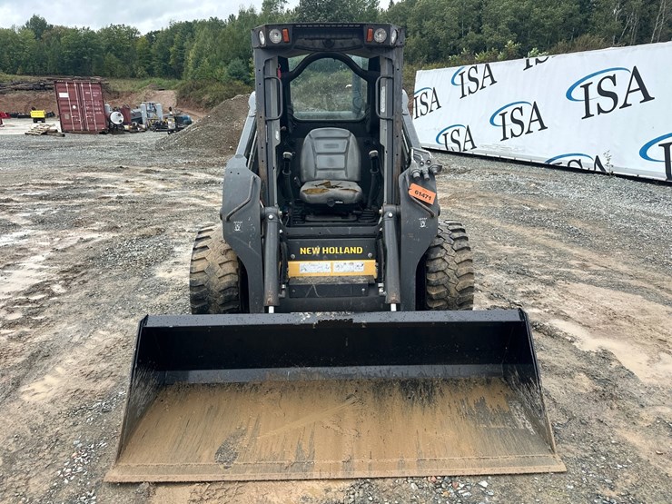 2019-new-holland-l228-image-8
