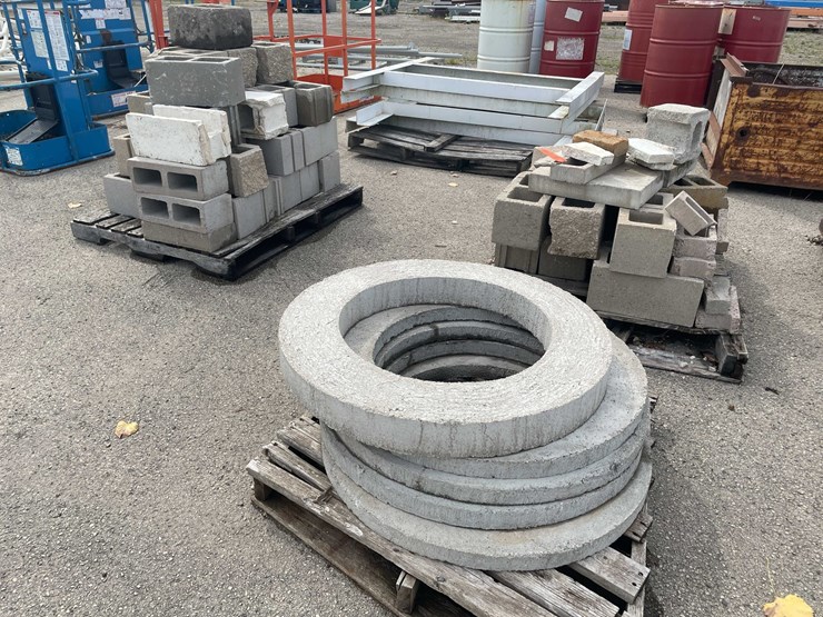 #10626-•-(3)-pallets-of-concrete-pieces-image-1
