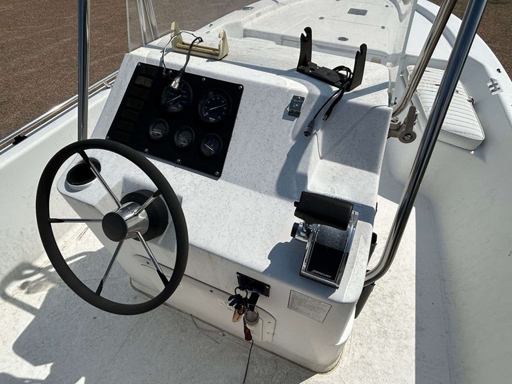 2005-kenner-v2102-cc-bay-boat-w/-mercury-125-hp-&-trailer-image-30