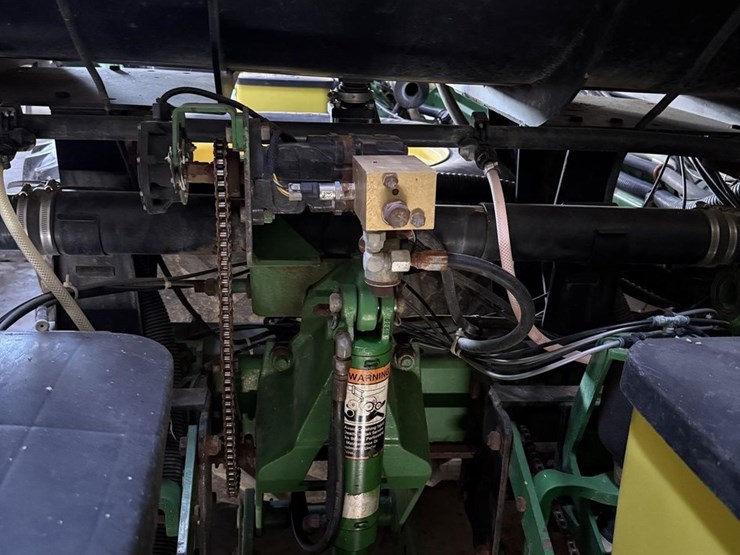john-deere-1770-image-8