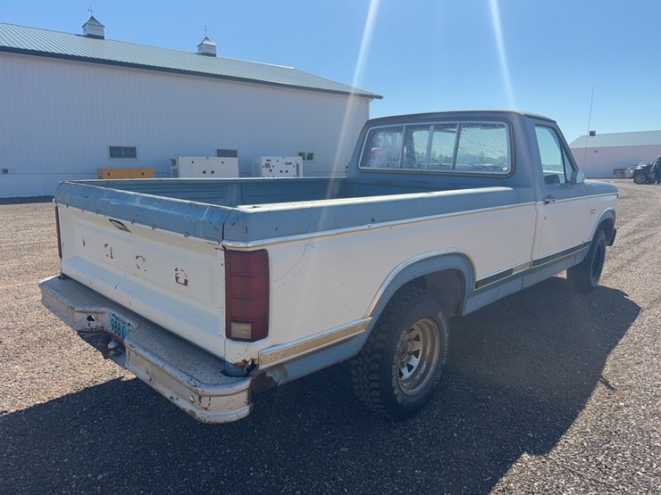 1983-ford-pickup-image-4