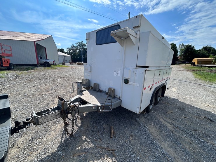 #212-•-2014-saub-pull-behind-service-trailer-image-1