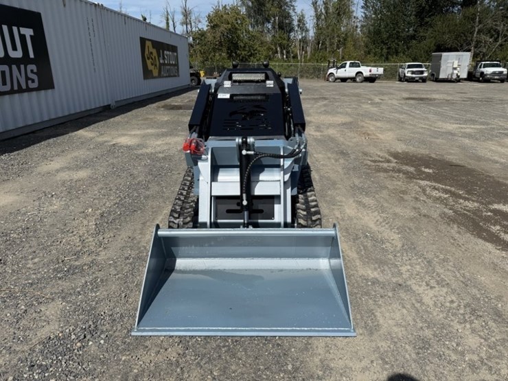 2026-sdlanch-ssl1200-mini-compact-track-loader-image-8