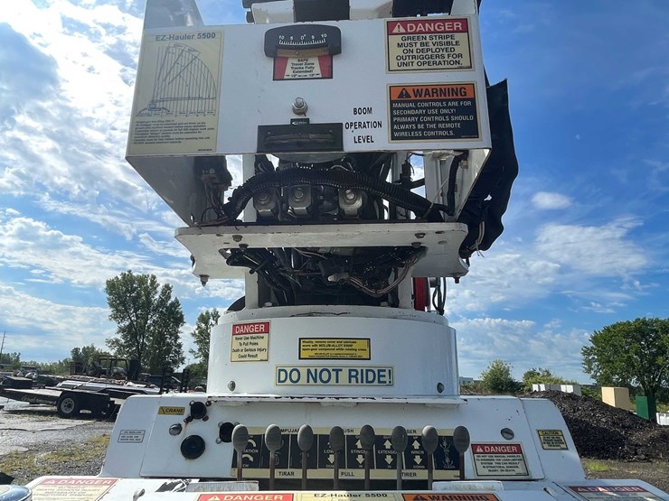 2012-sdp-ez-hauler-5500-image-25