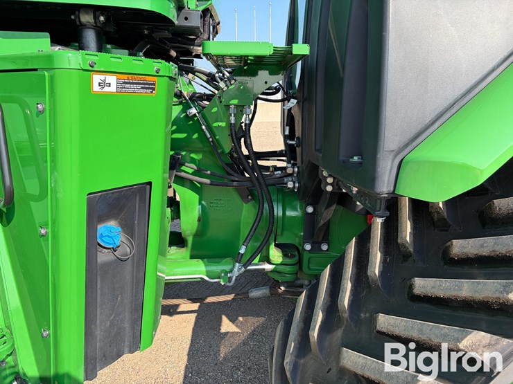 2025-john-deere-9rx-640-image-11