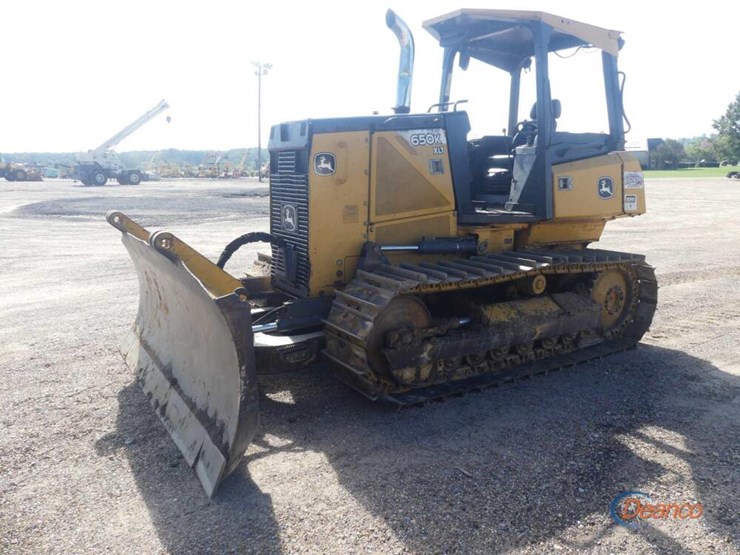 2015-deere-650k-xlt-image-16