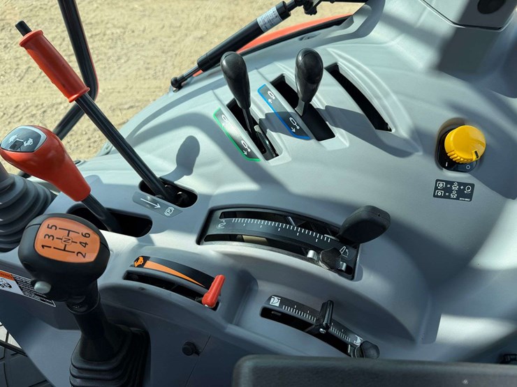 kubota-m4-071-image-23