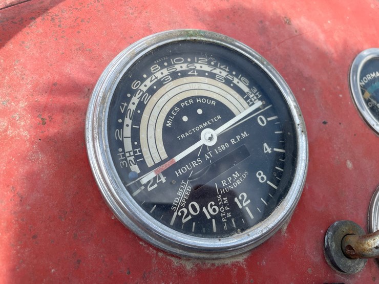 massey-ferguson-65-image-28