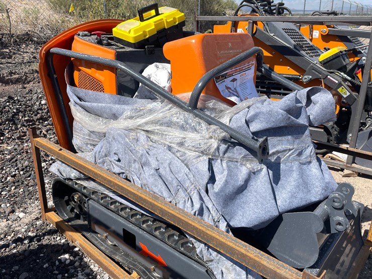 #2033-•-unused-2026-landhonor-mini-excavator-image-6