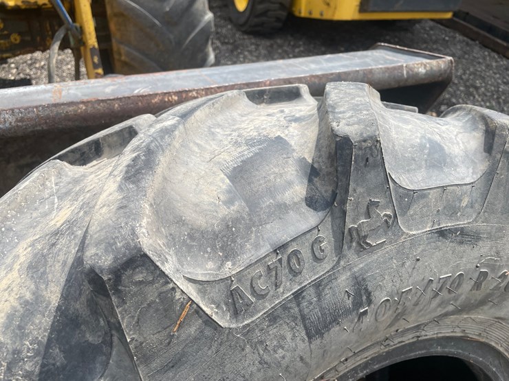 2005-new-holland-lw80b-image-57