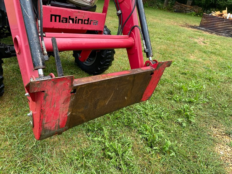 mahindra-1538-hst-image-30